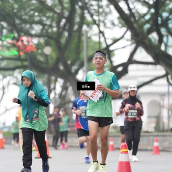 Runner Photo 8477660