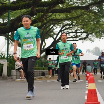 Runner Photo 8477674
