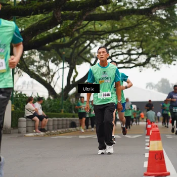 Runner Photo 8477688