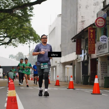 Runner Photo 8477689