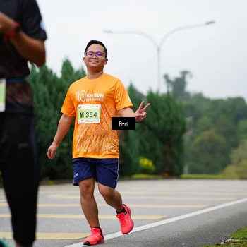 Runner Photo 8477691