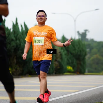 Runner Photo 8477697