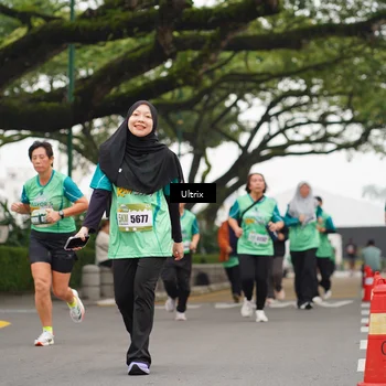 Runner Photo 8477700