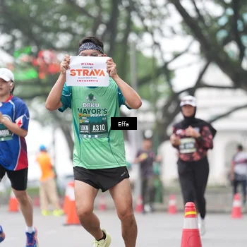 Runner Photo 8477712