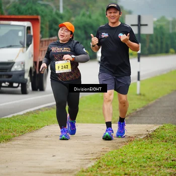 Runner Photo 8477754