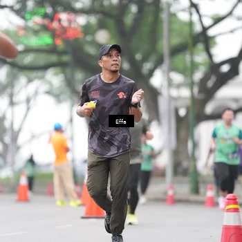 Runner Photo 8477801