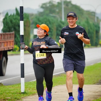 Runner Photo 8477818
