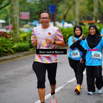 Runner Photo 8477849