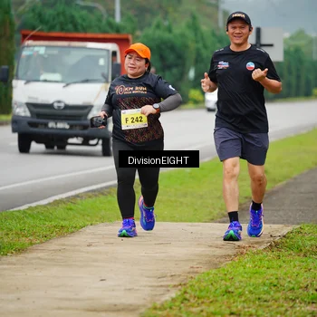 Runner Photo 8477861