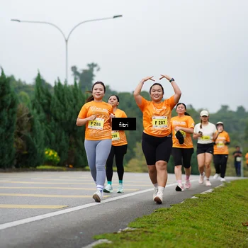 Runner Photo 8477893