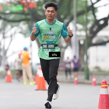 Runner Photo 8477981
