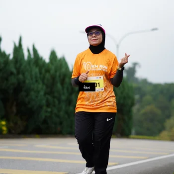 Runner Photo 8477986