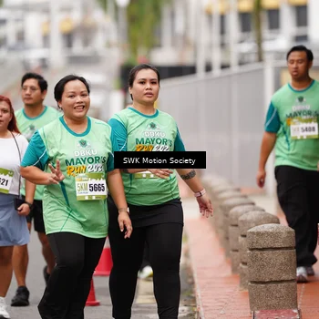 Runner Photo 8477987