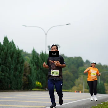 Runner Photo 8477996