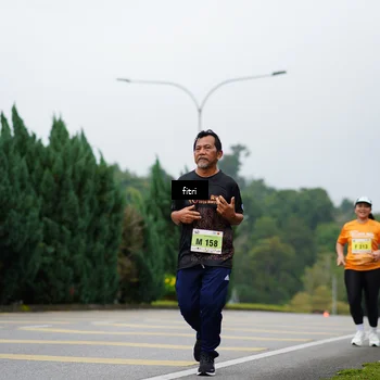 Runner Photo 8478028