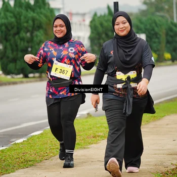 Runner Photo 8478064