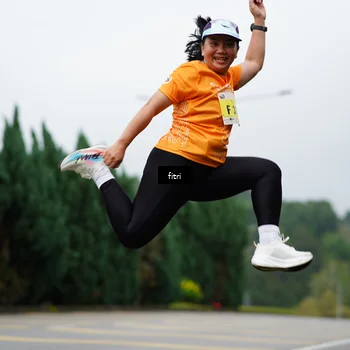 Runner Photo 8478067
