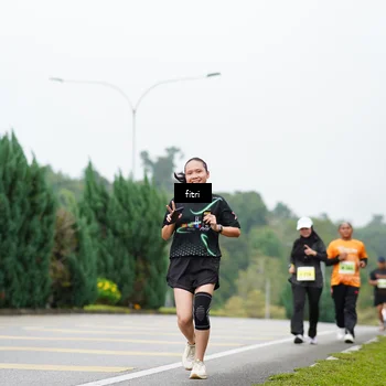 Runner Photo 8478139