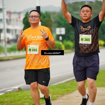 Runner Photo 8478170