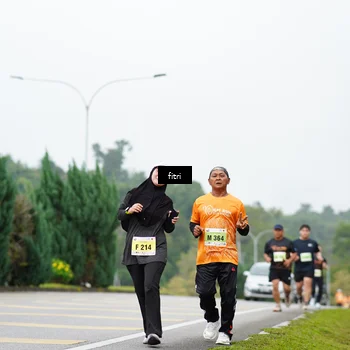 Runner Photo 8478196