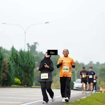 Runner Photo 8478201
