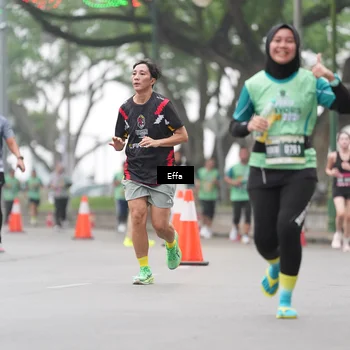 Runner Photo 8478213
