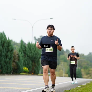 Runner Photo 8478275