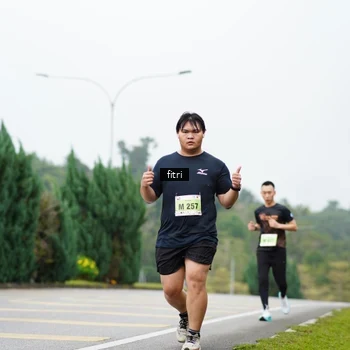 Runner Photo 8478281