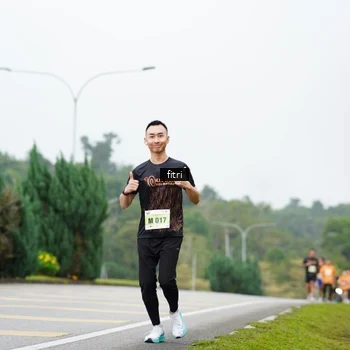 Runner Photo 8478301