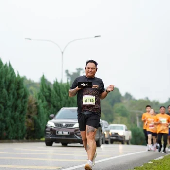 Runner Photo 8478328