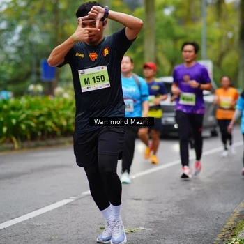 Runner Photo 8478331