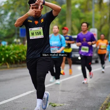 Runner Photo 8478339
