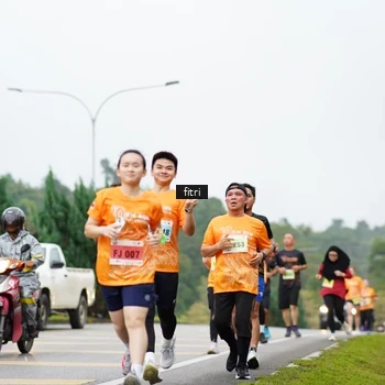 Runner Photo 8478375