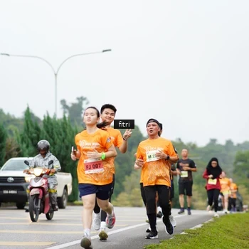 Runner Photo 8478378