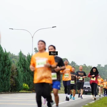 Runner Photo 8478386
