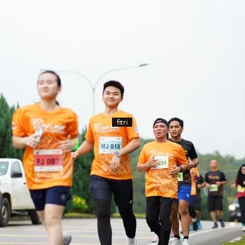 Runner Photo 8478411