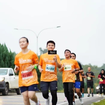 Runner Photo 8478420