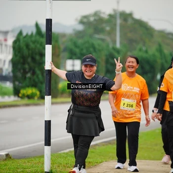 Runner Photo 8478428