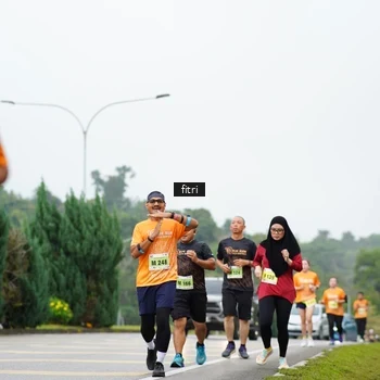 Runner Photo 8478435
