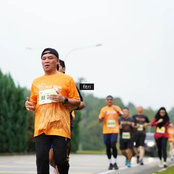 Runner Photo 8478438