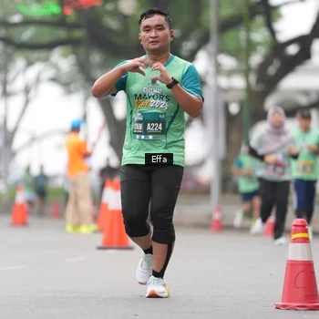 Runner Photo 8478453