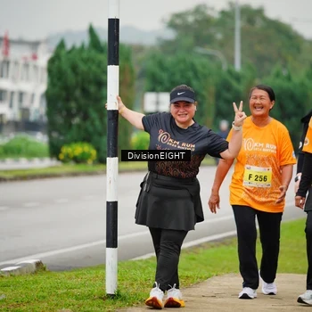 Runner Photo 8478457