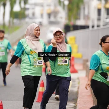 Runner Photo 8478473