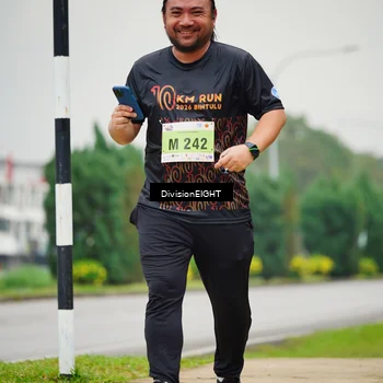 Runner Photo 8478502