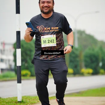 Runner Photo 8478533