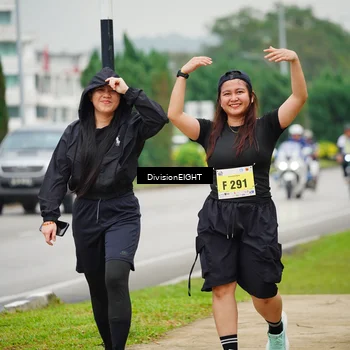 Runner Photo 8478651