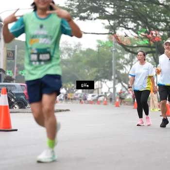 Runner Photo 8478762