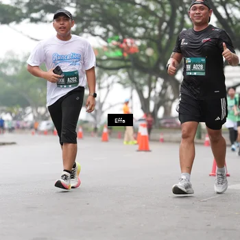 Runner Photo 8478801