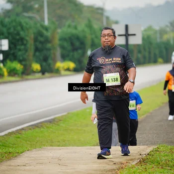 Runner Photo 8478852