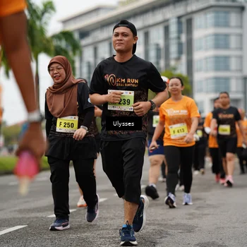 Runner Photo 8478888
